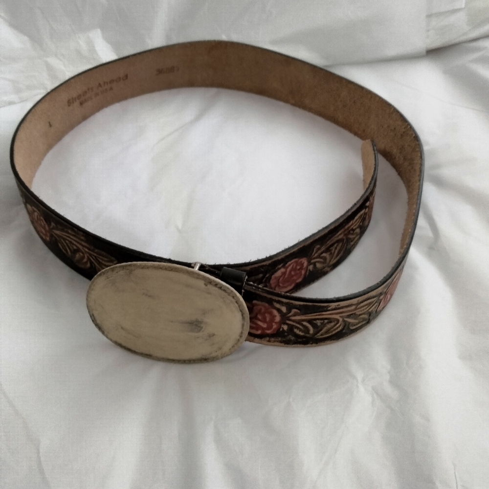 Streets ahead belt  for man cowboy Western leather large size 32 distressed